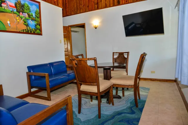 Coco Village Suite C